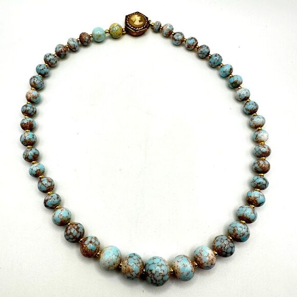 16" Vintage Revived ceramic and gold tone accent beaded necklace w/ cameo clasp! - Picture 1 of 14